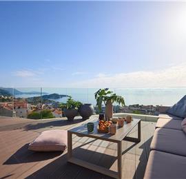 5-bedroom luxury villa with heated roof top infinity pool and stunning panoramic views of Dubrovnik City. Sleeps 10